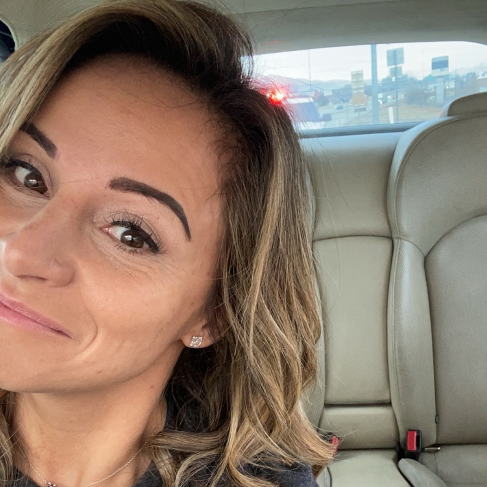 Meet your Posher, Nayara